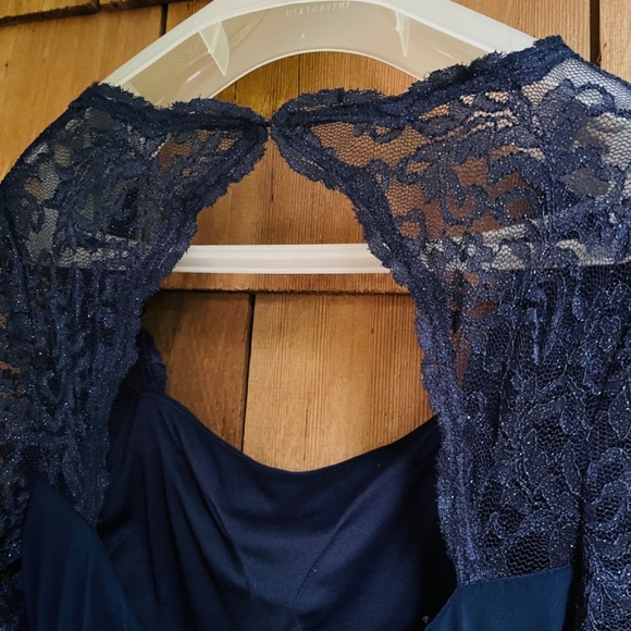 B&A By Betsy & Adam Lace-Sleeve Square-Neck Gown Women's 14 Navy Zip Closure~ - Picture 10 of 15